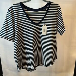 Striped V-Neck - universal standard – NWT